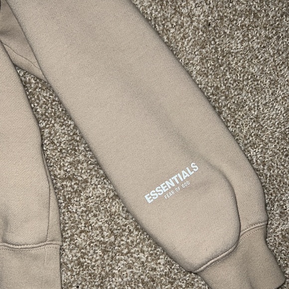 ESSENTIALS Feat Of God Beige Hoodie - Picture 5 of 6